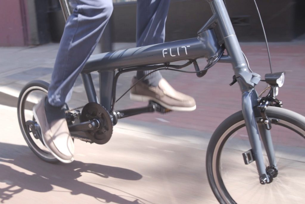 Flit16 lightweight folding ebike - does the ebike charge as you pedal